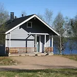 Youth Center Vasatokka אינארי