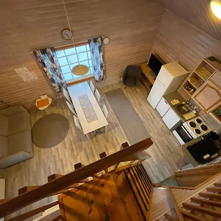 Vakantiepark Youth Center Vasatokka