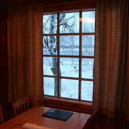 Youth Center Vasatokka