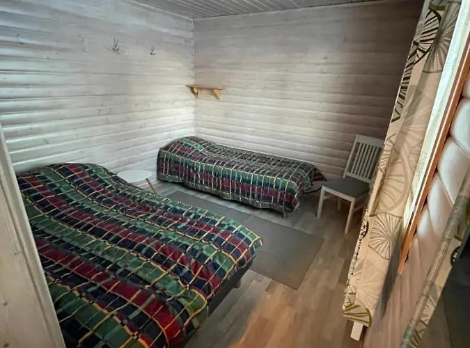 Youth Center Vasatokka 2*